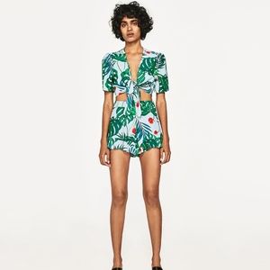 Zara SET (shorts and tie top)